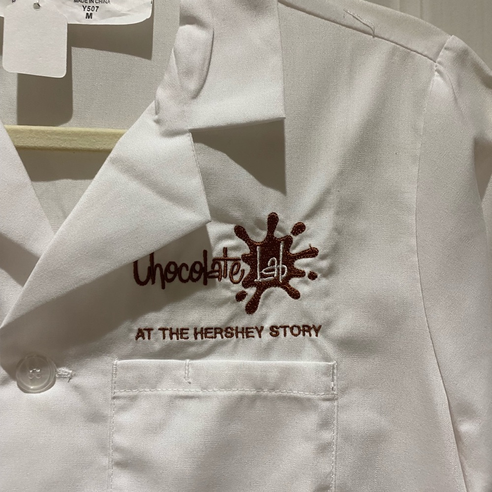 happy chef kids coat chocolate lab Hershey